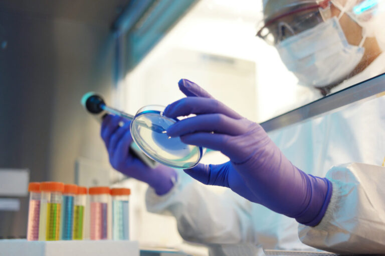 advanced-biomanufacturing-innovates-patient-centric-therapies