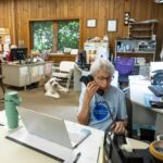 america-s-elderly-workers-face-pay-cuts-struggle-to-survive