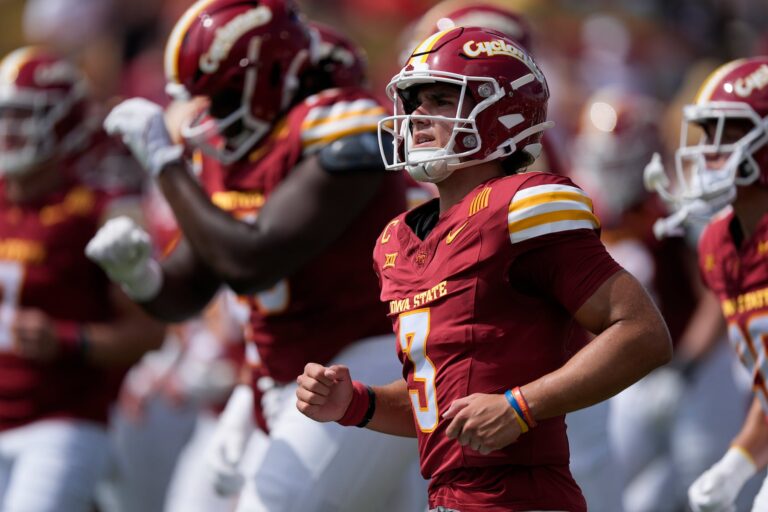 arizona-wildcats-face-no-14-iowa-state-cyclones-tonight-at-7-pm-et