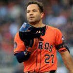 astros-altuve-out-vs-braves-with-foot-pain-sore-status-developing