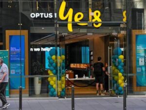 australia-plans-overhaul-of-telecoms-after-optus-emergency-call-failures