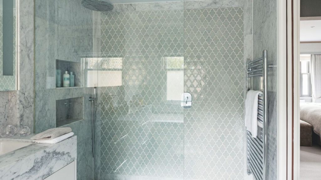 bestselling-18-mold-stain-remover-surges-in-popularity-now