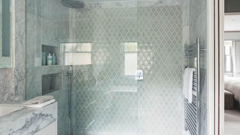 bestselling-18-mold-stain-remover-surges-in-popularity-now