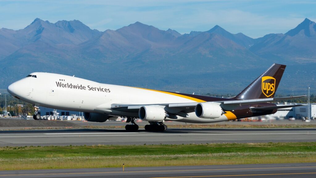 boeing-747-remains-vital-as-longest-nonstop-cargo-route-operates