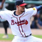 braves-fans-celebrate-charlie-morton-in-possible-final-game
