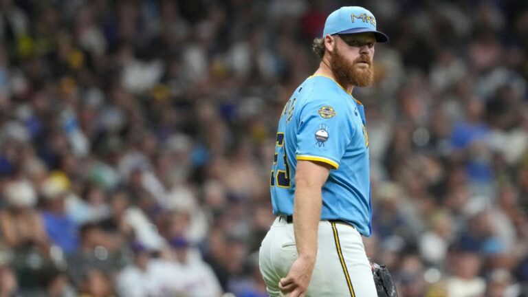 brewers-place-woodruff-on-il-playoff-hopes-now-in-doubt