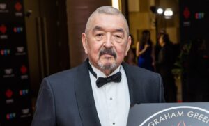 celebrated-actor-graham-greene-passes-away-at-73-after-illness