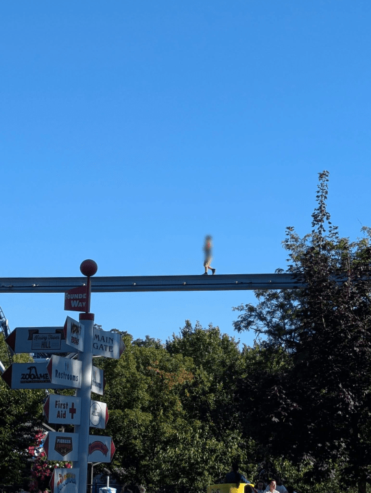 child-rescued-after-dangerous-walk-on-hersheypark-monorail-tracks