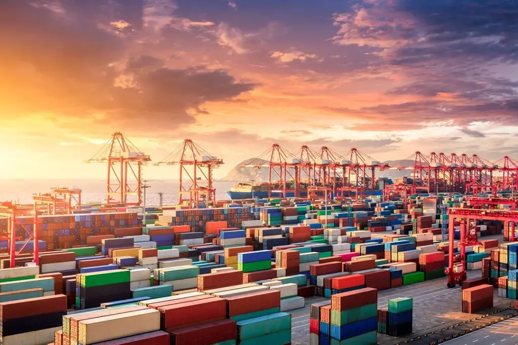 china-shifts-to-global-supply-chain-hub-amid-economic-changes