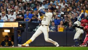 christian-yelich-hits-100th-rbi-marks-comeback-milestone