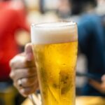 debate-erupts-over-beer-served-on-ice-is-it-acceptable-