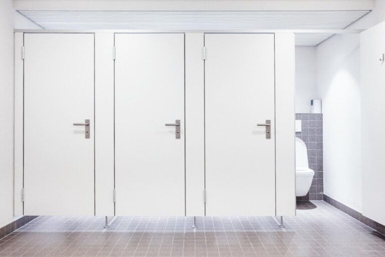 debunking-toilet-seat-myths-understanding-bathroom-germs