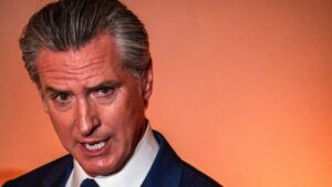 dhs-refuses-to-enforce-california-s-mask-ban-for-ice-agents
