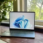discover-the-top-laptops-offering-long-battery-life-in-2025
