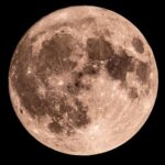 discover-the-waxing-gibbous-moon-on-september-6-2025
