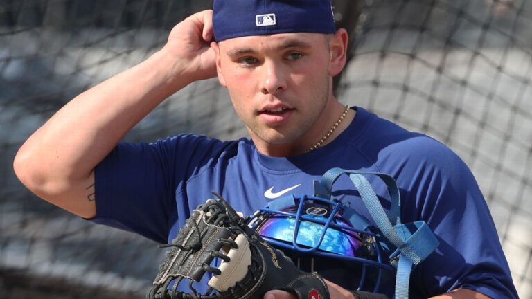 dodgers-activate-dalton-rushing-from-injured-list-boosting-roster