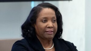 federal-court-blocks-trump-s-attempt-to-fire-fed-governor-cook