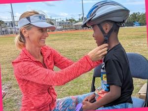 florida-hosts-free-certified-bicycle-helmet-fitter-trainings