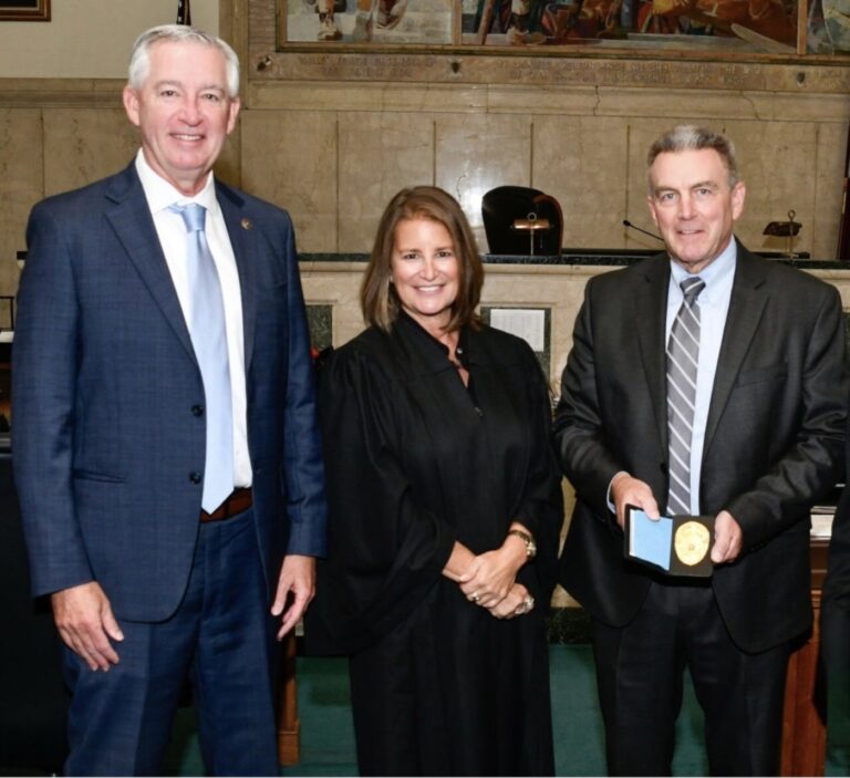 former-police-chief-thomas-nolan-sworn-in-as-deputy-chief