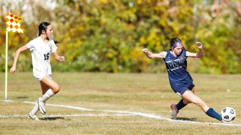 gloucester-tech-stuns-cherry-hill-west-with-2-1-ot-victory