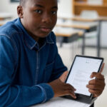 google-unveils-free-ai-tools-for-students-across-emea