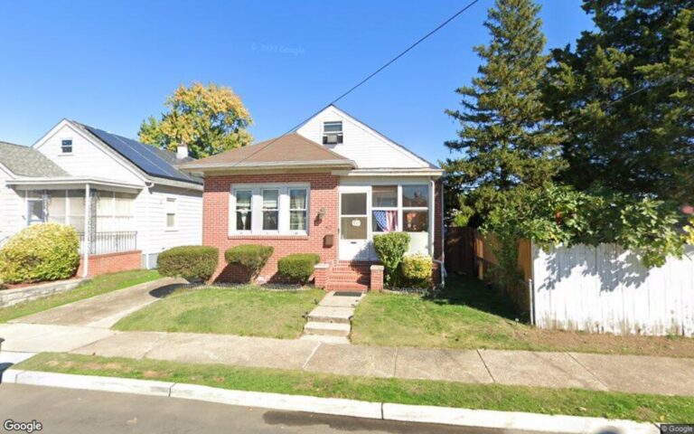 hamilton-real-estate-surges-625-000-home-tops-weekly-sales