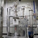 hydrogen-powered-torch-instantly-converts-plastic-waste-revolutionizing-recycling
