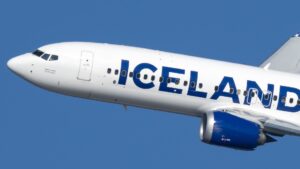 icelandair-halts-detroit-flights-as-u-s-routes-expand