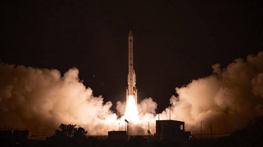 israel-launches-spy-satellite-sparks-brief-panic-among-residents