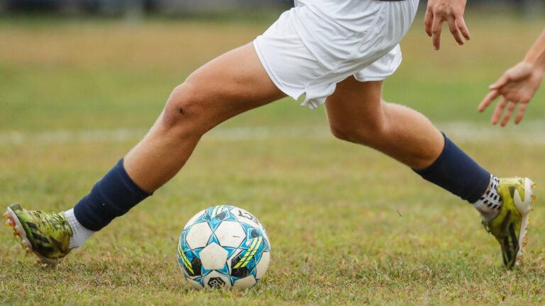 jacob-grinberg-s-hat-trick-leads-glen-rock-to-3-0-victory