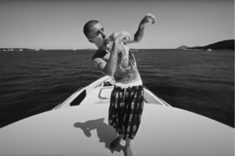 justin-bieber-dares-to-go-bare-on-segway-ride-in-new-photos