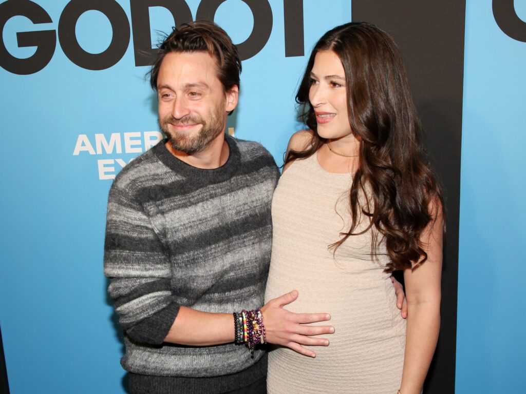 kieran-culkin-and-jazz-charton-expect-third-child-after-oscar-win
