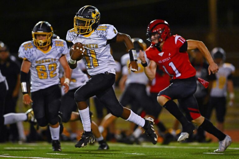kirk-humbles-iii-shines-with-3-tds-in-alameda-s-45-21-victory