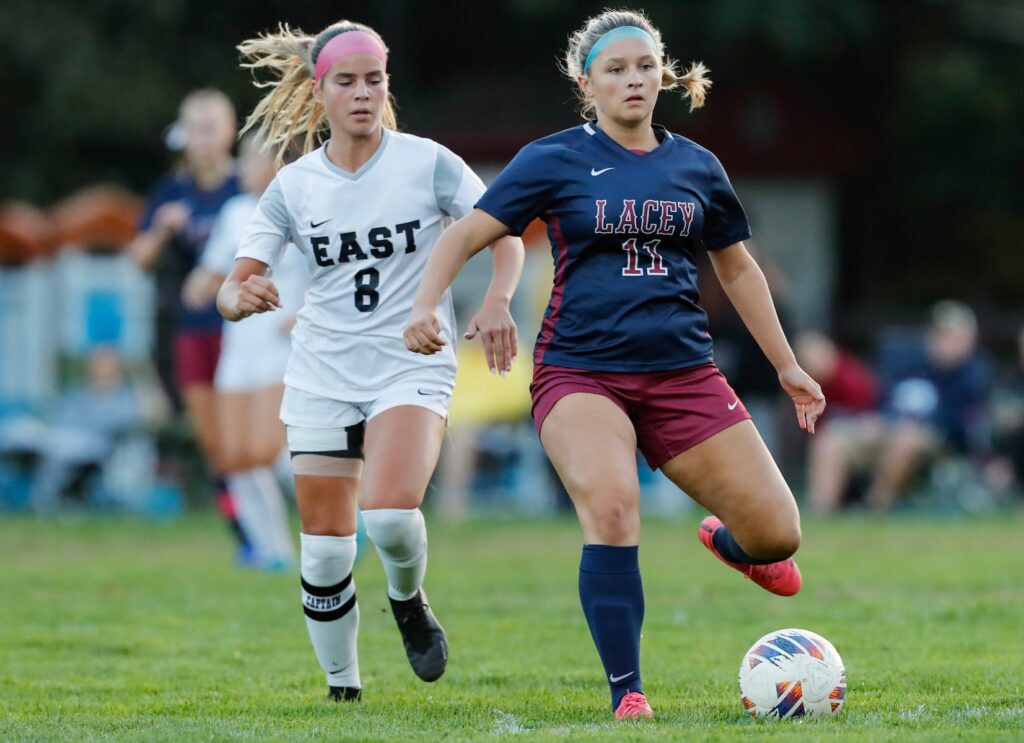 lacey-girls-soccer-triumphs-2-1-against-point-pleasant-beach