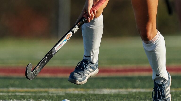 lower-cape-may-triumphs-1-0-over-holy-spirit-in-field-hockey-clash