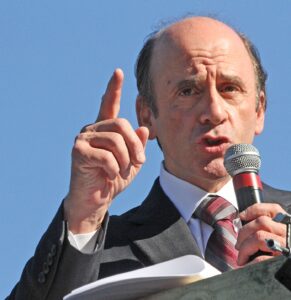 market-basket-board-accuses-ousted-ceo-of-bullying-and-stonewalling