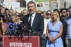 massie-bolsters-campaign-with-paul-s-support-against-trump-s-threats