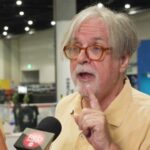 matt-groening-reveals-unique-simpsons-guest-room-at-comic-con