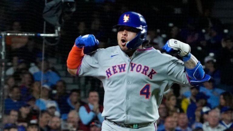 mets-stumble-in-playoff-hunt-despite-record-attendance-soto-shines
