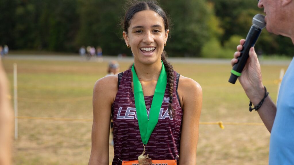 n-j-runners-dominate-2025-six-flags-wild-safari-invitational