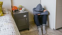navigating-parenting-challenges-for-today-s-teenage-boys