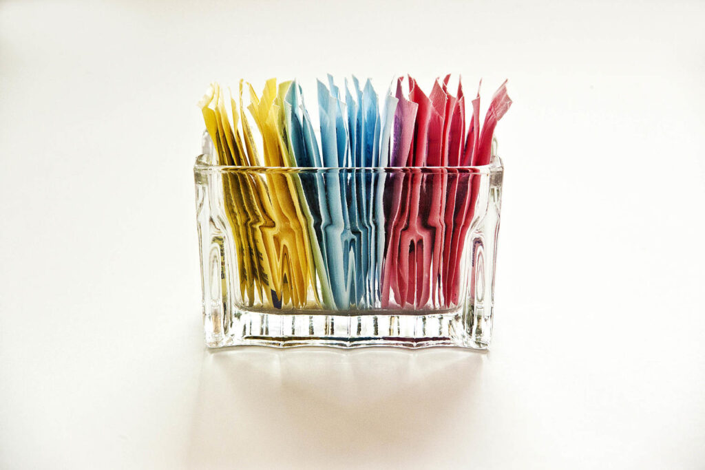 new-study-links-artificial-sweeteners-to-cognitive-decline