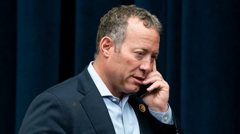 nj-rep-gottheimer-slams-mamdani-he-s-a-socialist-not-dem-
