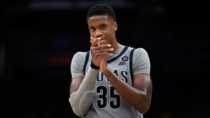 oklahoma-city-thunder-s-thomas-sorber-out-for-season-with-acl-injury