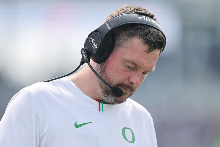 oregon-coach-lanning-urges-unity-after-charlie-kirk-s-tragic-death