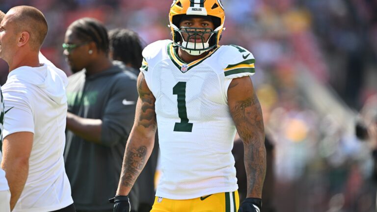 packers-clash-with-cowboys-tonight-how-to-watch-live-now