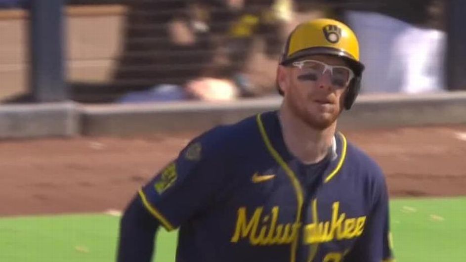 padres-laureano-breaks-finger-out-for-playoffs-urgent-update-