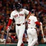 red-sox-star-roman-anthony-exits-game-with-oblique-injury