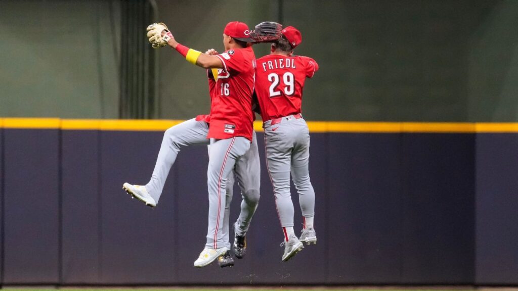 reds-edge-brewers-one-win-away-from-wild-card-spot