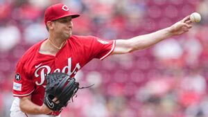 reds-lodolo-strikes-out-12-injured-in-tense-win-over-pirates